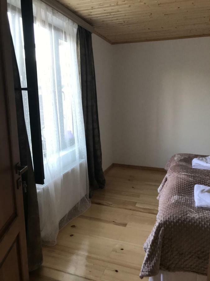 Guest House ,, Memory" Mestia Esterno foto